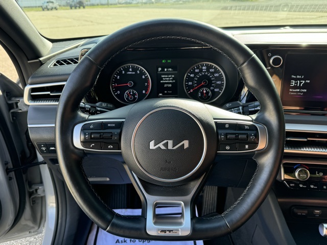 2023 Kia K5 GT-Line photo 18