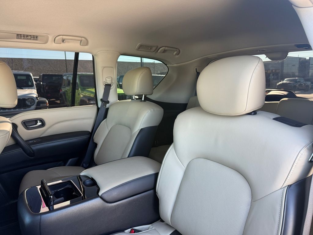 2023 Infiniti QX80 Premium Select photo 19