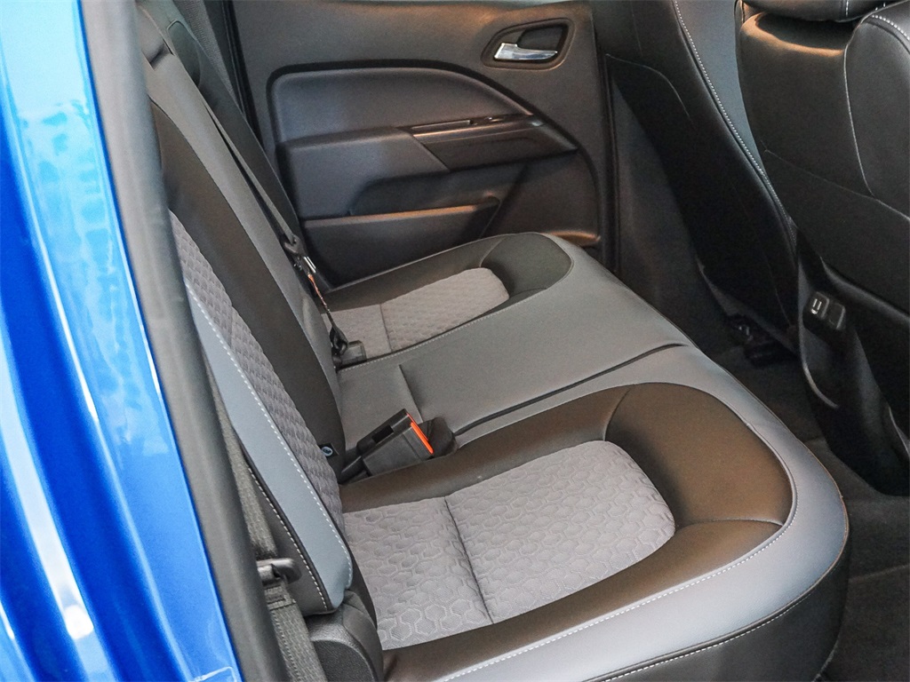 2022 Chevrolet Colorado Z71 photo 11