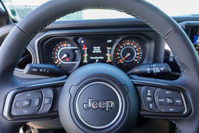 2025 Jeep Gladiator Rubicon photo 13