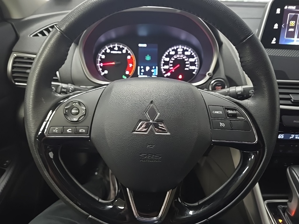 2018 Mitsubishi Eclipse Cross SE photo 18