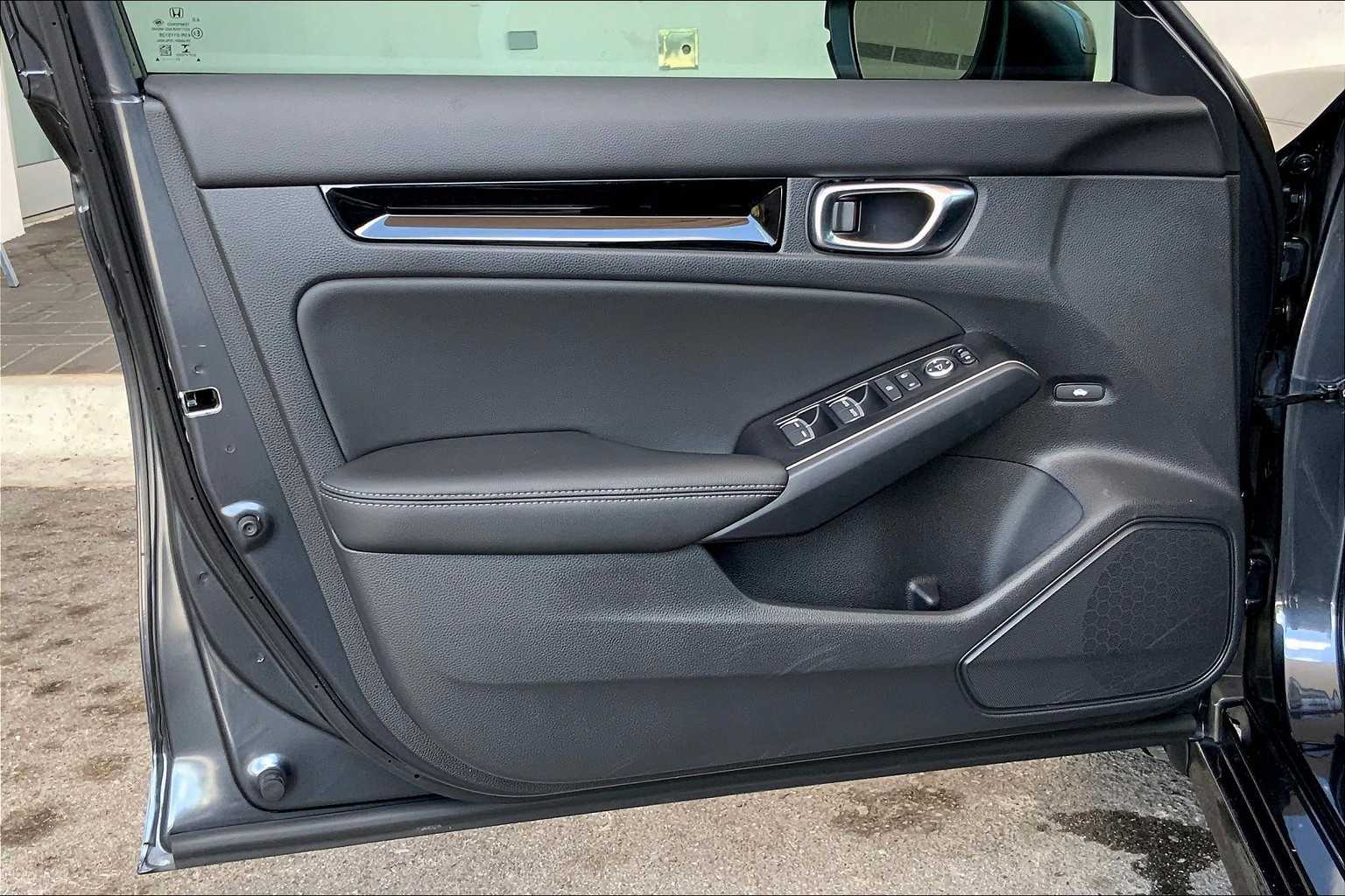 2022 Honda Civic Touring photo 20