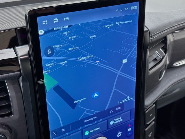 2025 Ford F-150 XLT photo 12