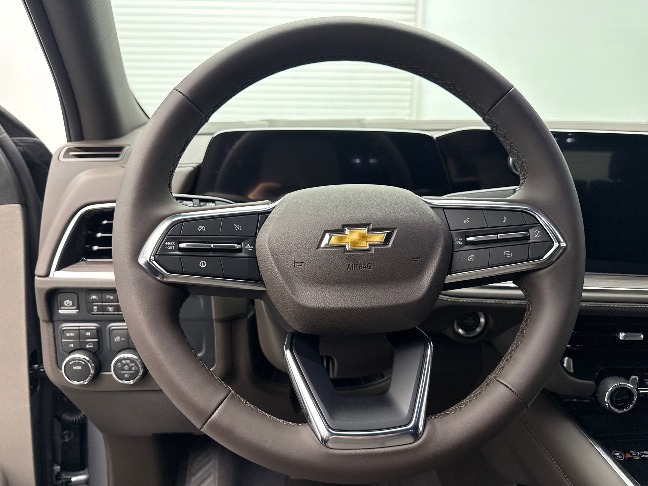 2025 Chevrolet Tahoe LT photo 11
