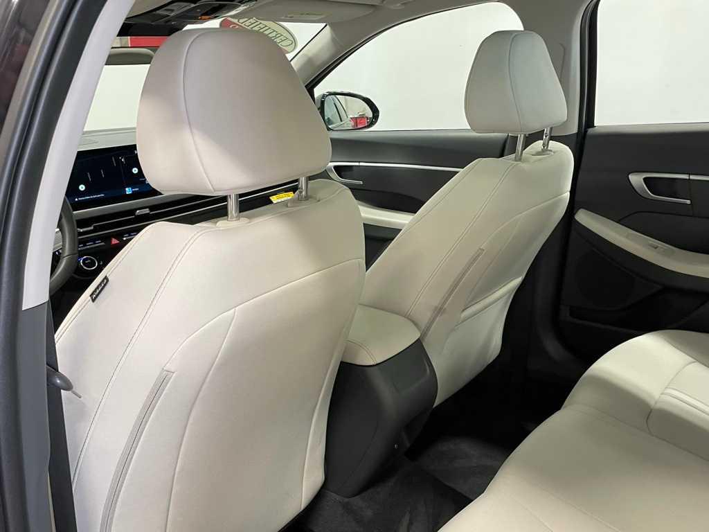 2024 Hyundai Sonata SEL Convenience photo 21