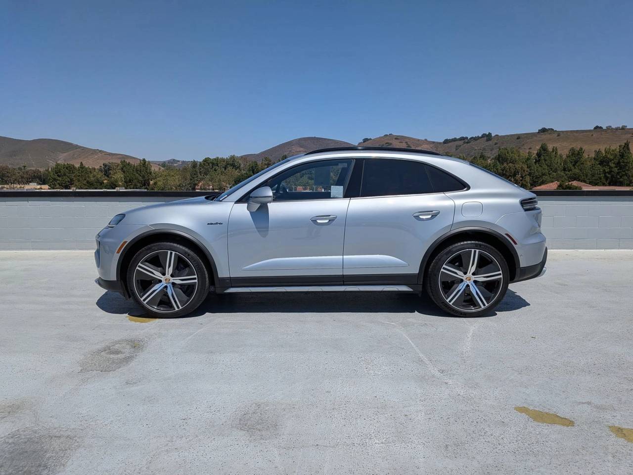 Certified 2025 Porsche Macan Base with VIN WP1AA2XA9SL000247 for sale in Thousand Oaks, CA