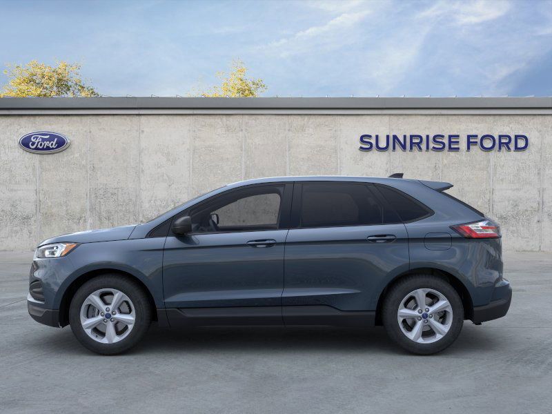 2024 Ford Edge SE photo 3