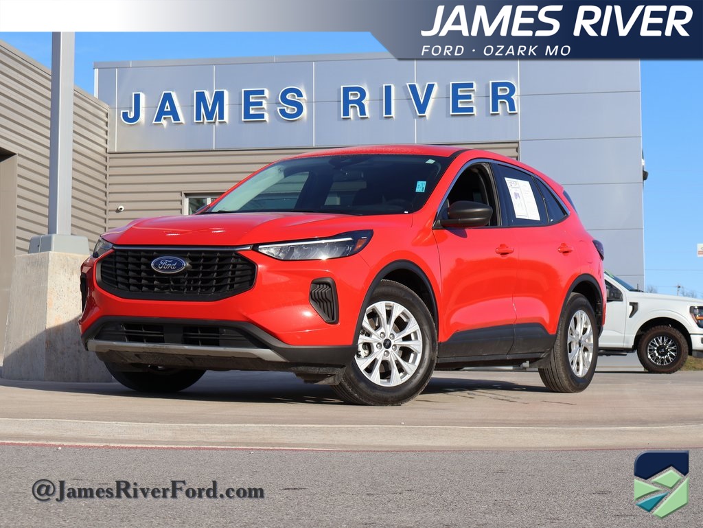 2024 Ford Escape Active's photo