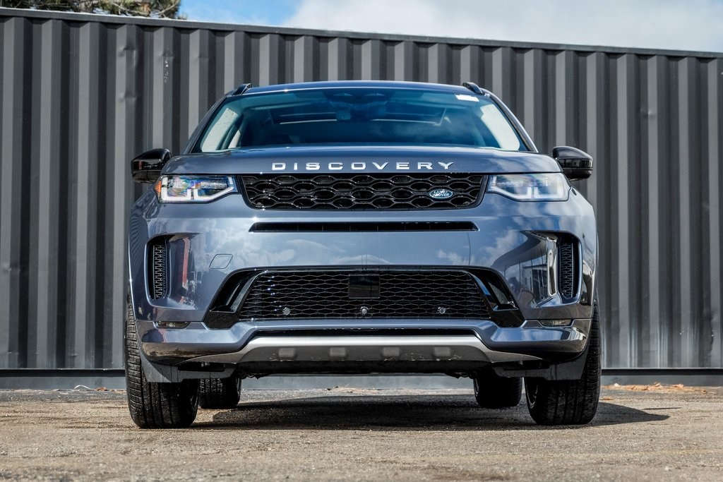 2025 Land Rover Discovery Sport S photo 4