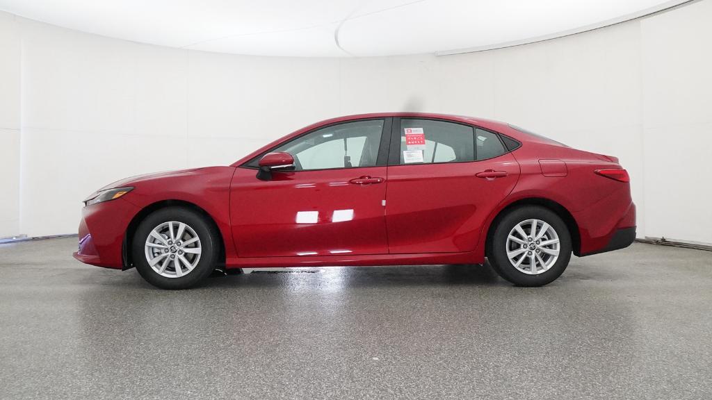 2026 Toyota Camry LE photo 10