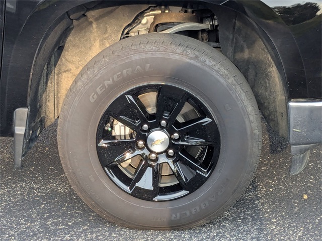 2025 Chevrolet Silverado 1500 LT photo 10