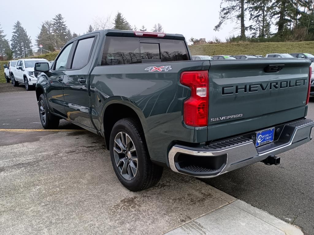 2025 Chevrolet Silverado 1500 LT photo 6