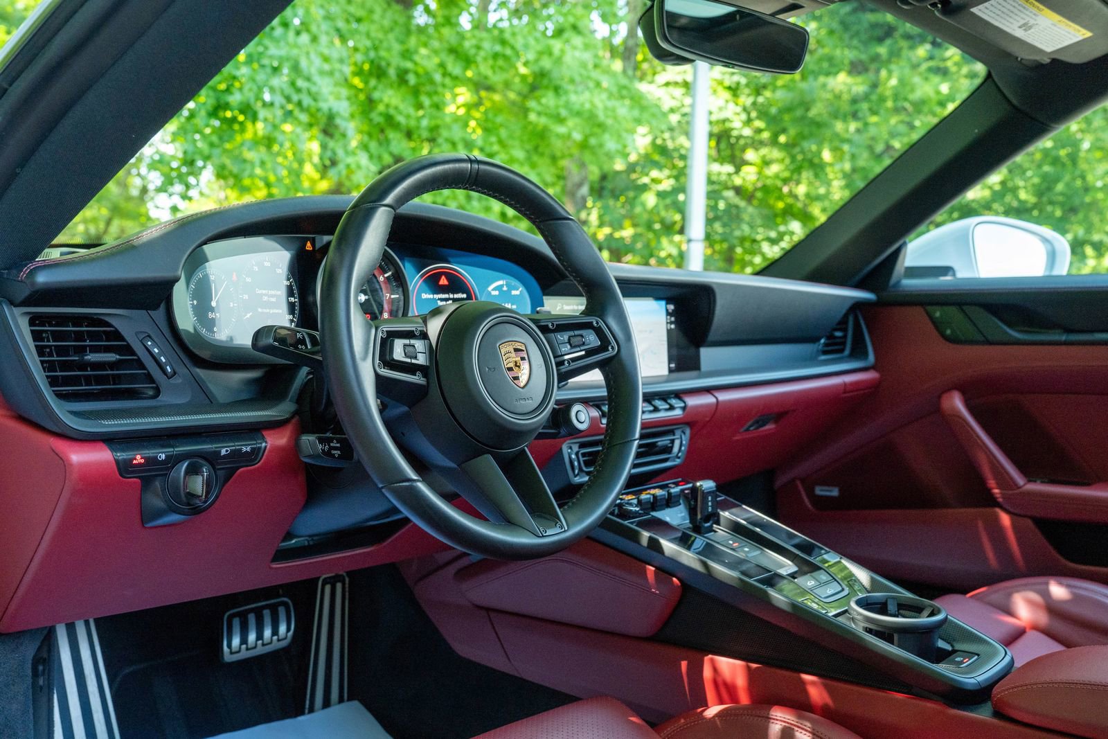 2022 Porsche 911 GTS photo 4