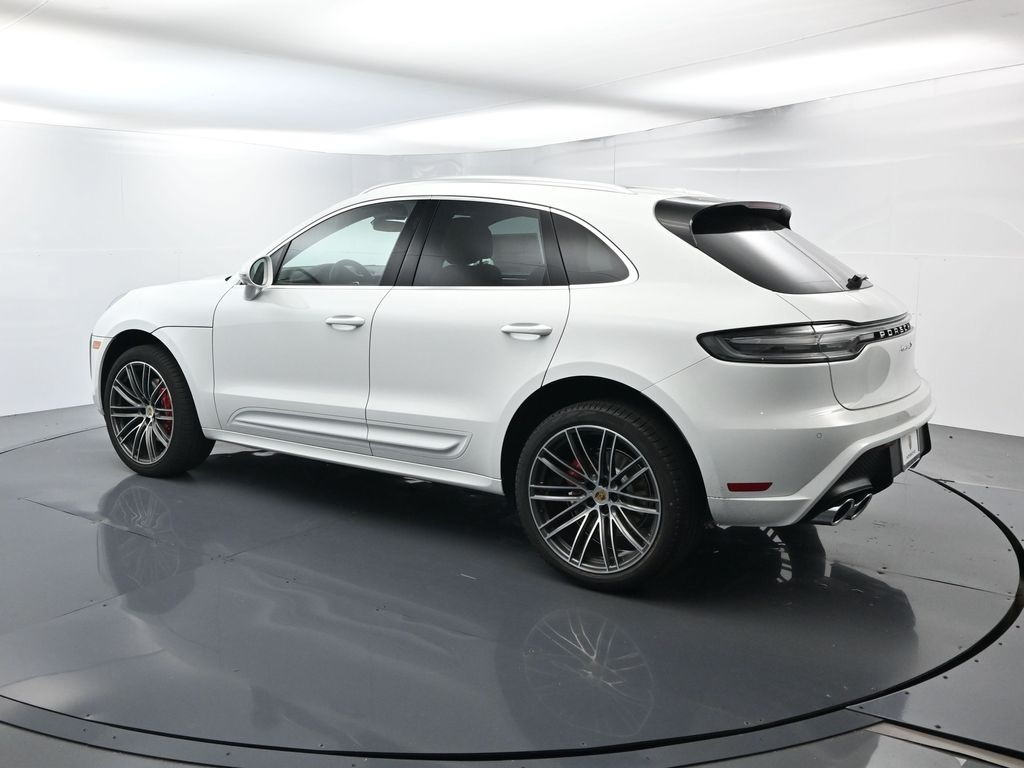 2026 Porsche Macan S photo 14