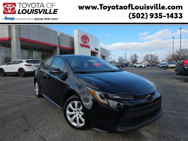 2024 Toyota Corolla LE's photo