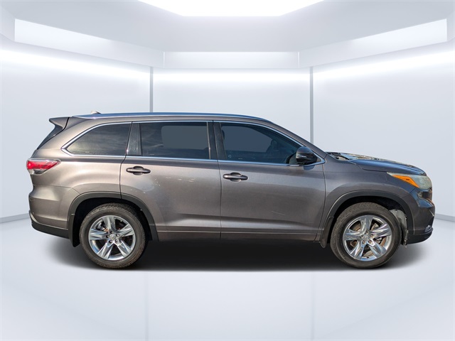 2015 Toyota Highlander Limited photo 2