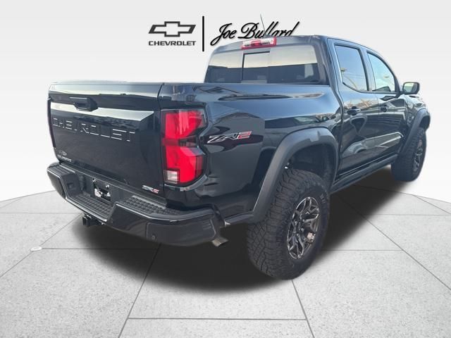 2024 Chevrolet Colorado ZR2 photo 3