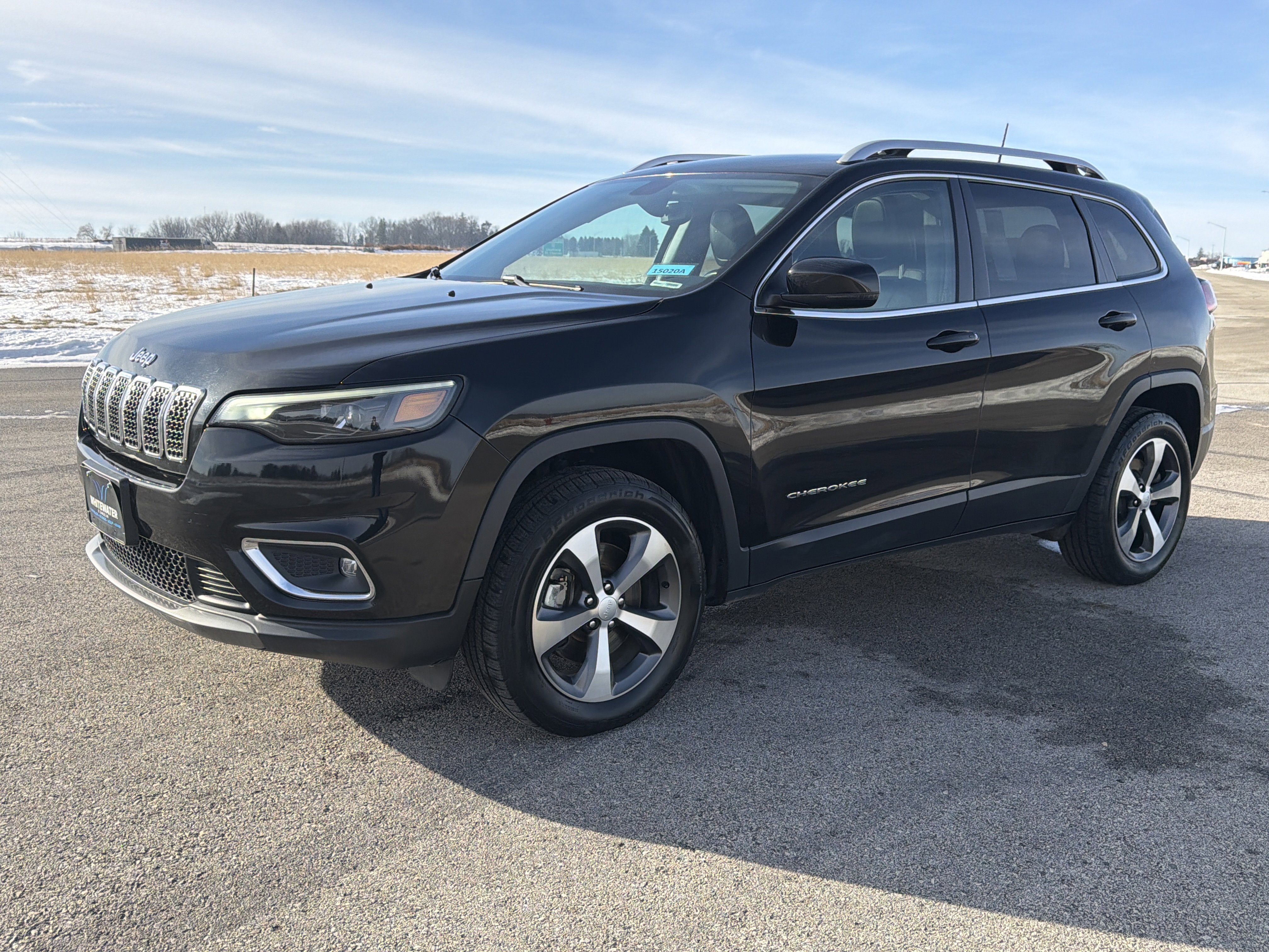Used 2020 Jeep Cherokee Limited with VIN 1C4PJMDX3LD617805 for sale in Saint Charles, Minnesota