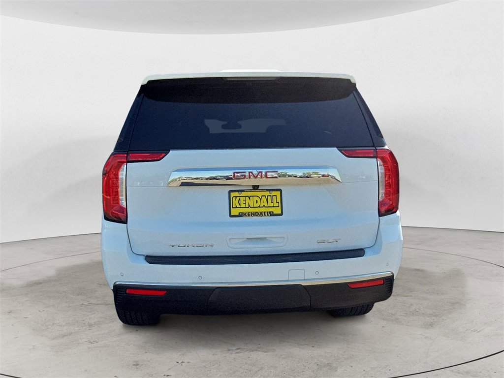 2022 Gmc Yukon SLT photo 3