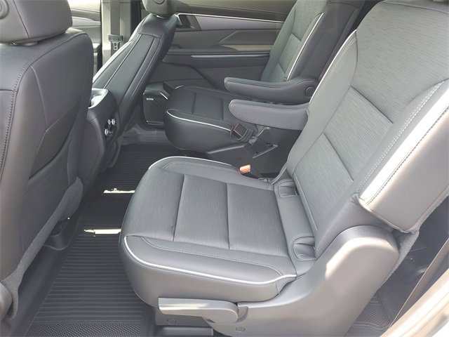 2025 Buick Enclave Sport Touring photo 21