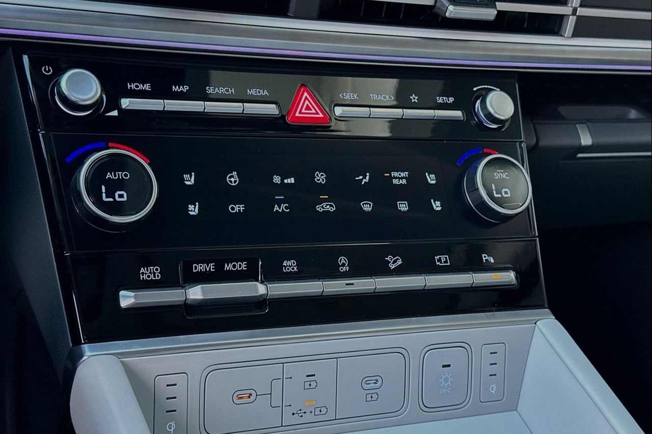 2025 Hyundai Santa Fe Calligraphy photo 21