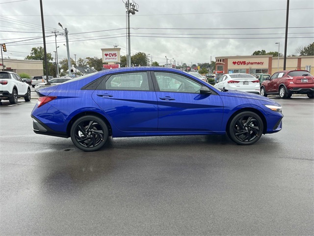 2026 Hyundai Elantra Hybrid SEL Sport photo 4