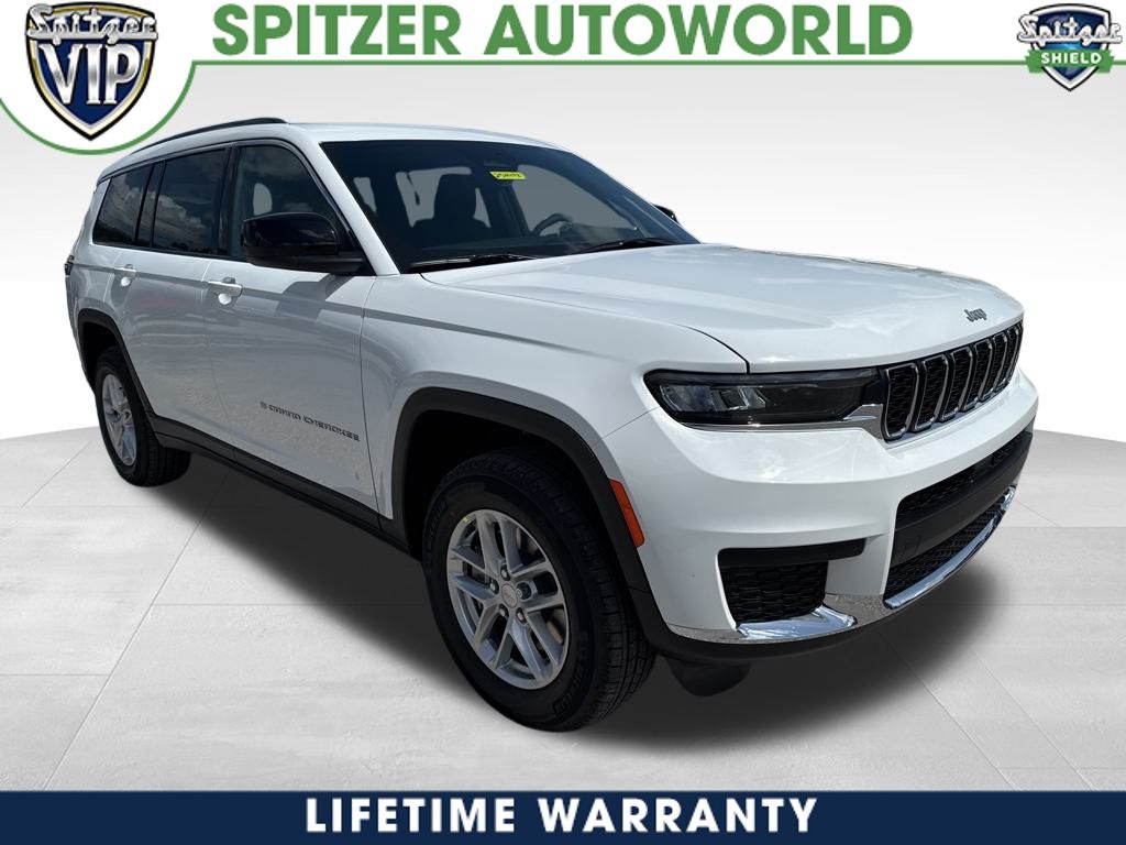 2025 Jeep Grand Cherokee L Laredo's photo