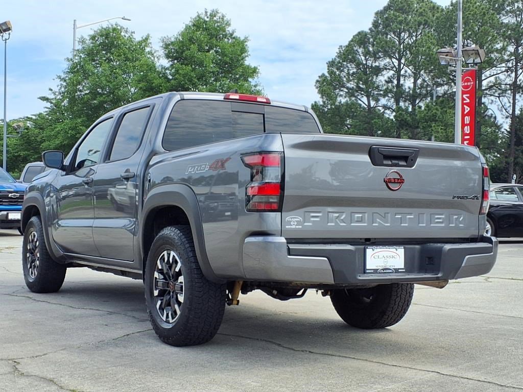 2024 Nissan Frontier PRO-4X Crew Cab photo 4