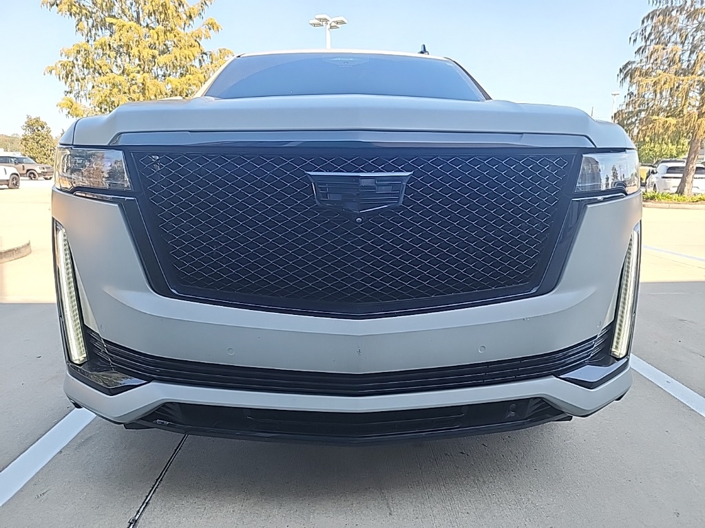 2021 Cadillac Escalade Sport photo 3