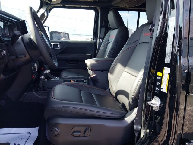 2025 Jeep Wrangler Rubicon X photo 3