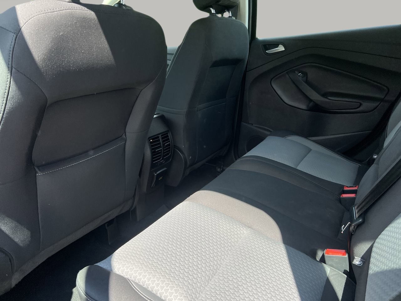 2017 Ford C-Max Hybrid SE photo 15