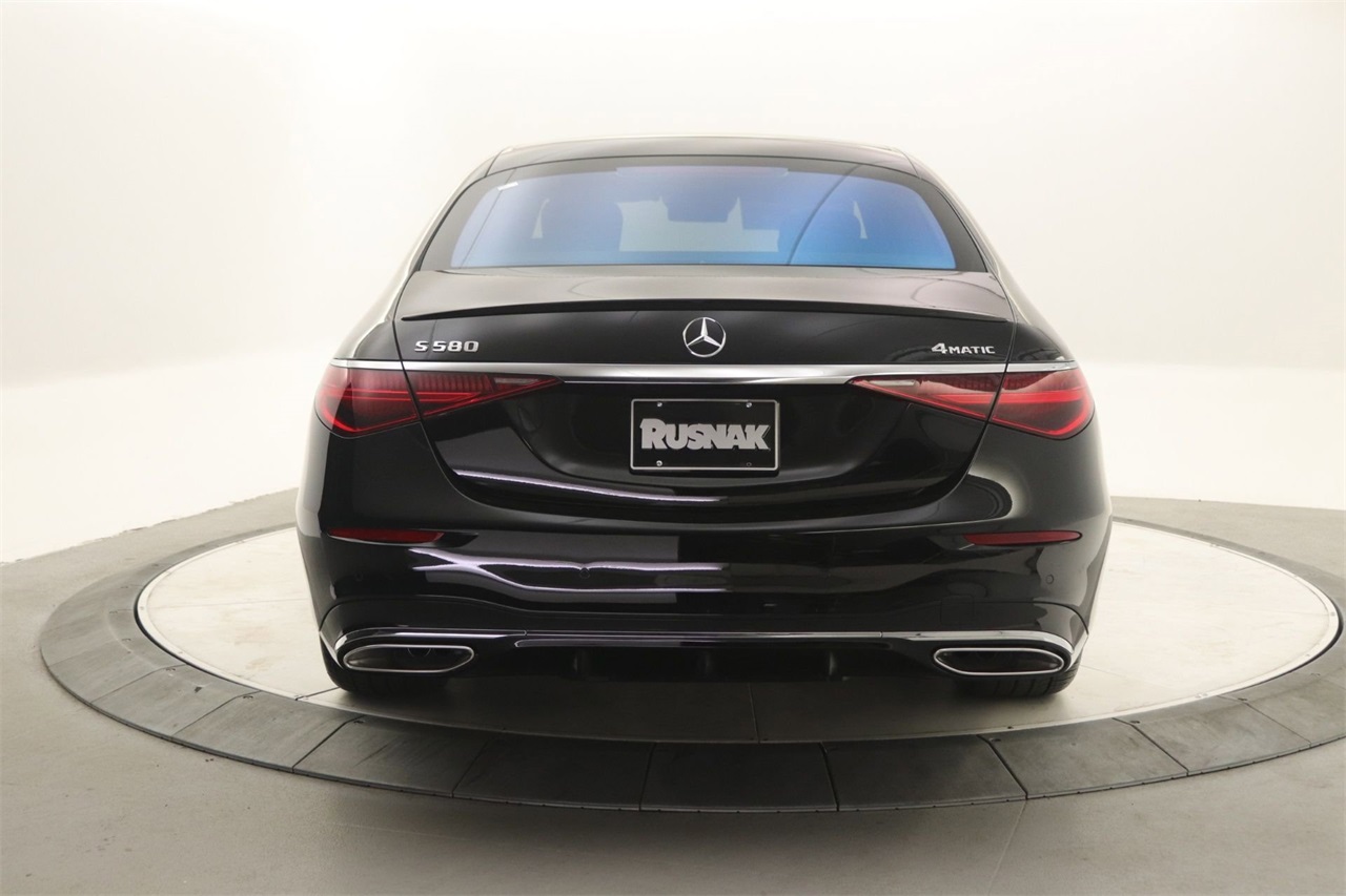 2025 Mercedes Benz S 580 4MATIC photo 3