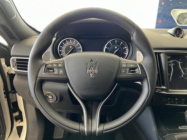 2024 Maserati Levante Modena photo 6