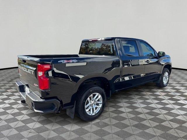 2022 Chevrolet Silverado 1500 RST photo 3