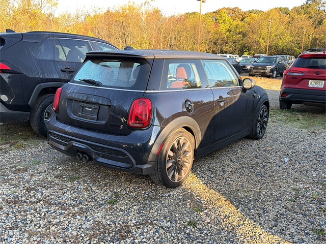 2023 Mini Cooper 2 Door Hardtop S Iconic photo 3