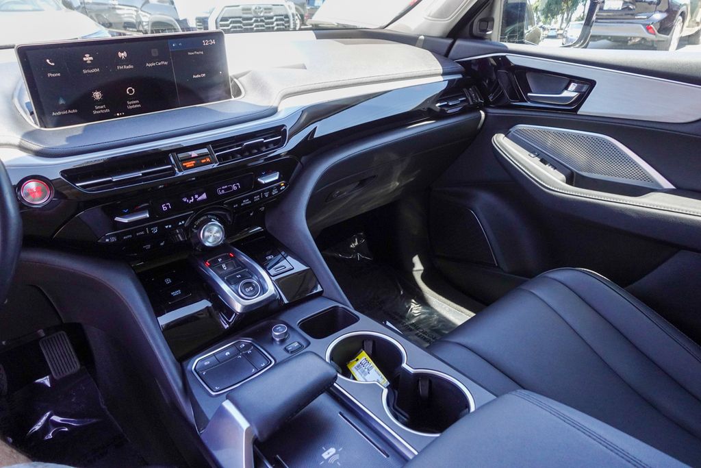 2024 Acura MDX SH-AWD photo 15
