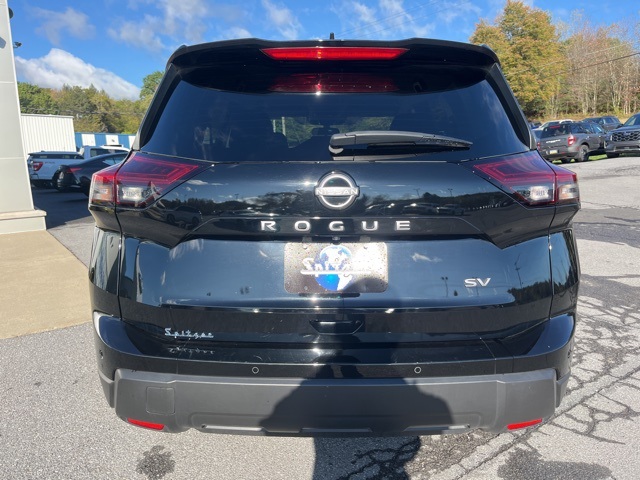 2024 Nissan Rogue SV photo 4