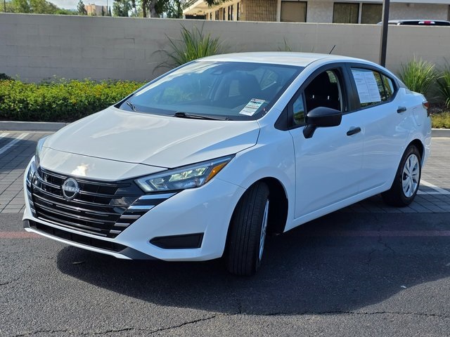 2025 Nissan Versa 1.6 S photo 4