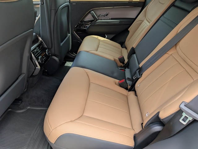 2025 Land Rover Range Rover Sport SE photo 22