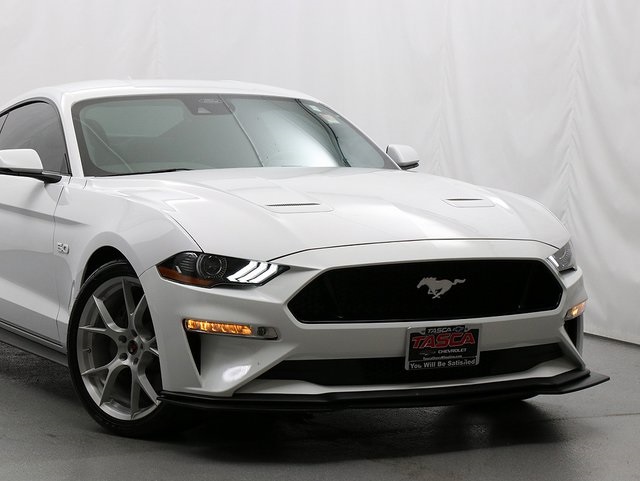 2022 Ford Mustang GT Premium photo 2