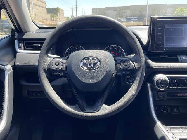 2022 Toyota RAV4 XLE photo 22