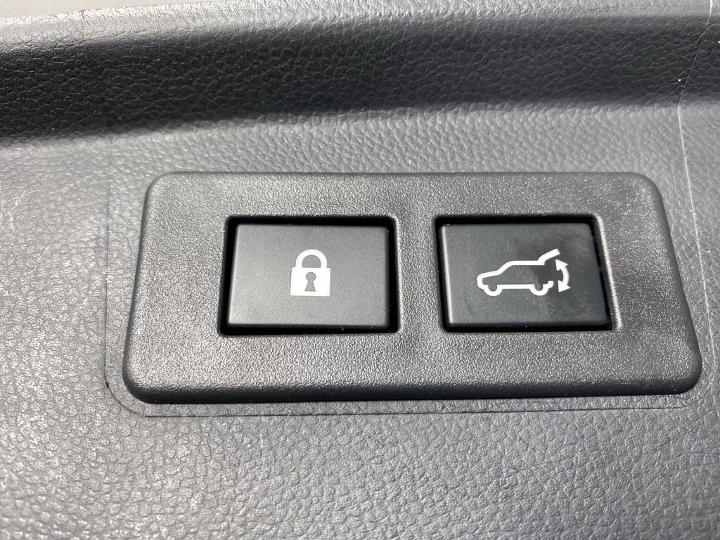 2023 Subaru Outback Premium photo 25