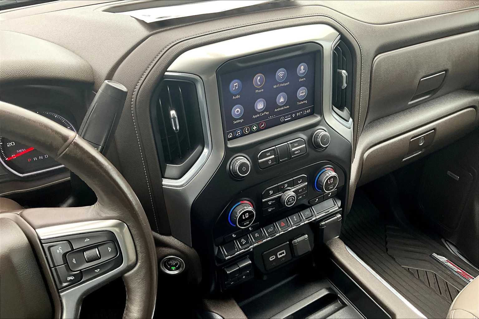 2021 Chevrolet Silverado 1500 RST photo 6