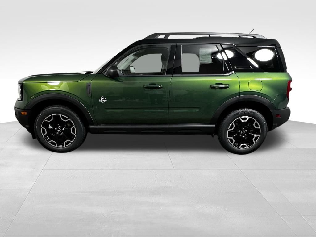 2025 Ford Bronco Sport Outer Banks photo 3