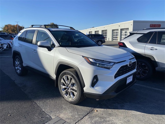 2025 Toyota RAV4 XLE Premium's photo