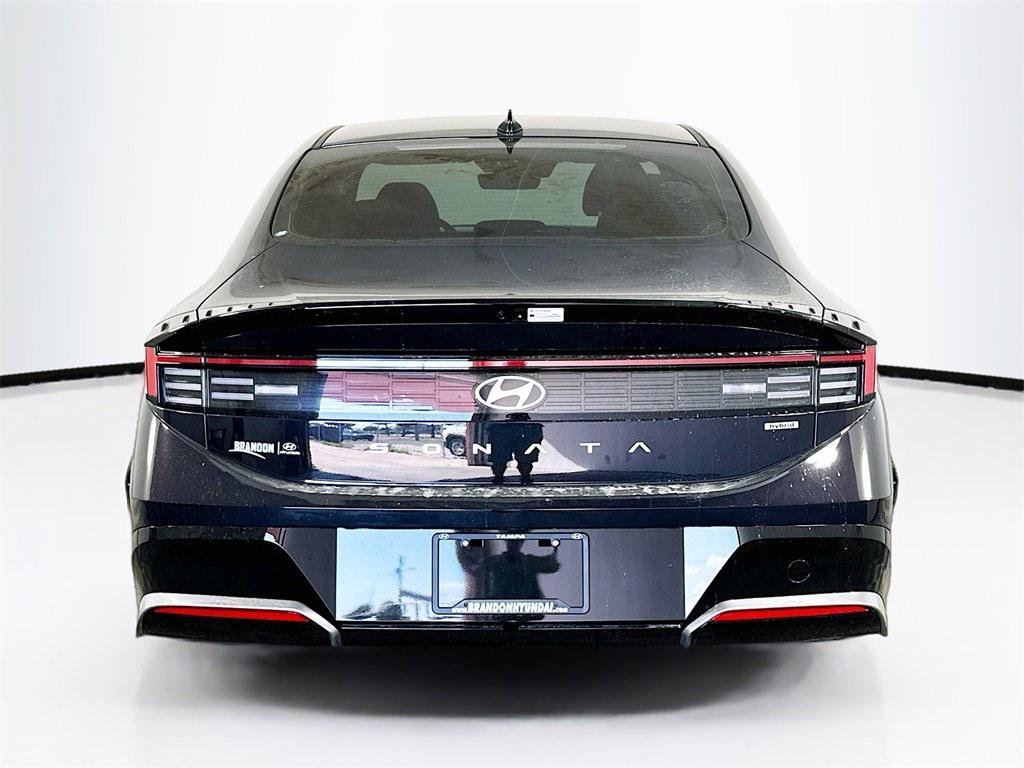 2025 Hyundai Sonata Hybrid SEL photo 3