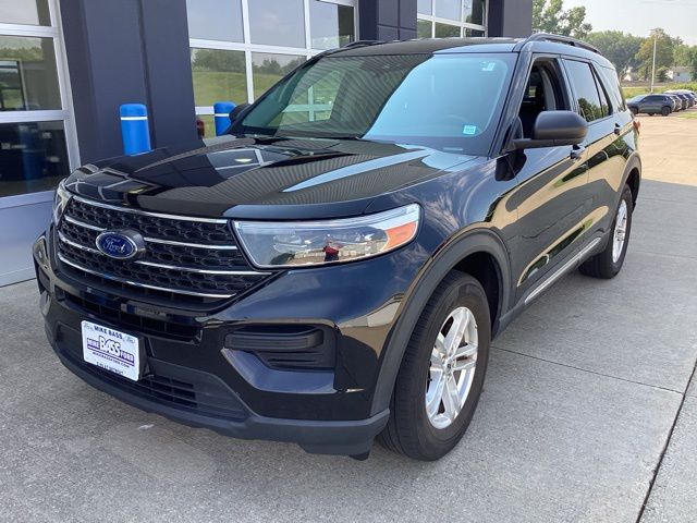 2022 Ford Explorer XLT photo 2