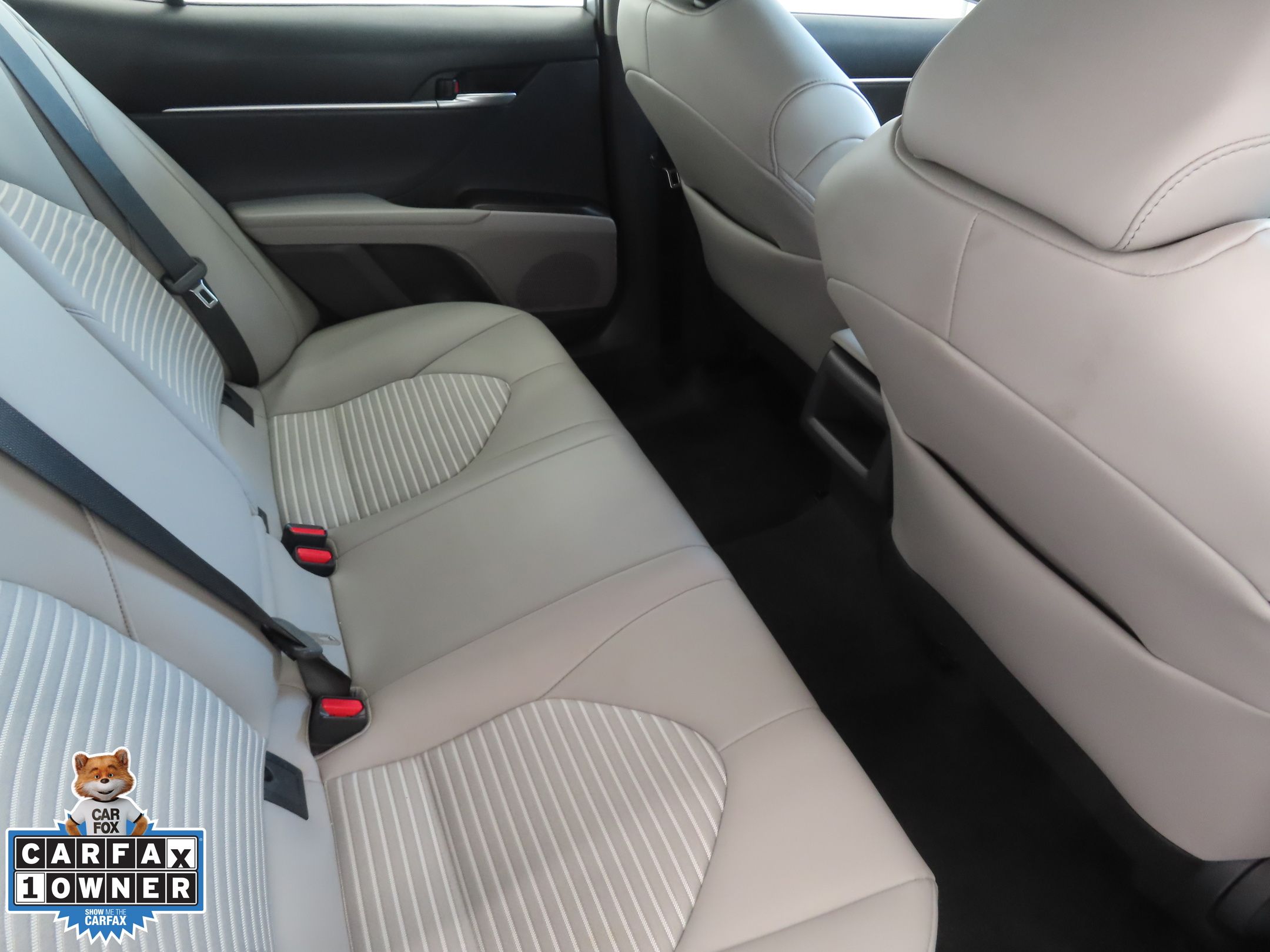 2023 Toyota Camry SE photo 21