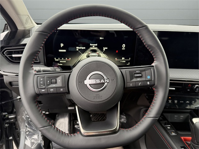 2025 Nissan Kicks SR photo 13