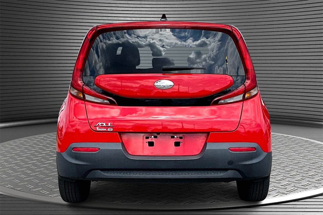 2020 Kia Soul LX photo 3